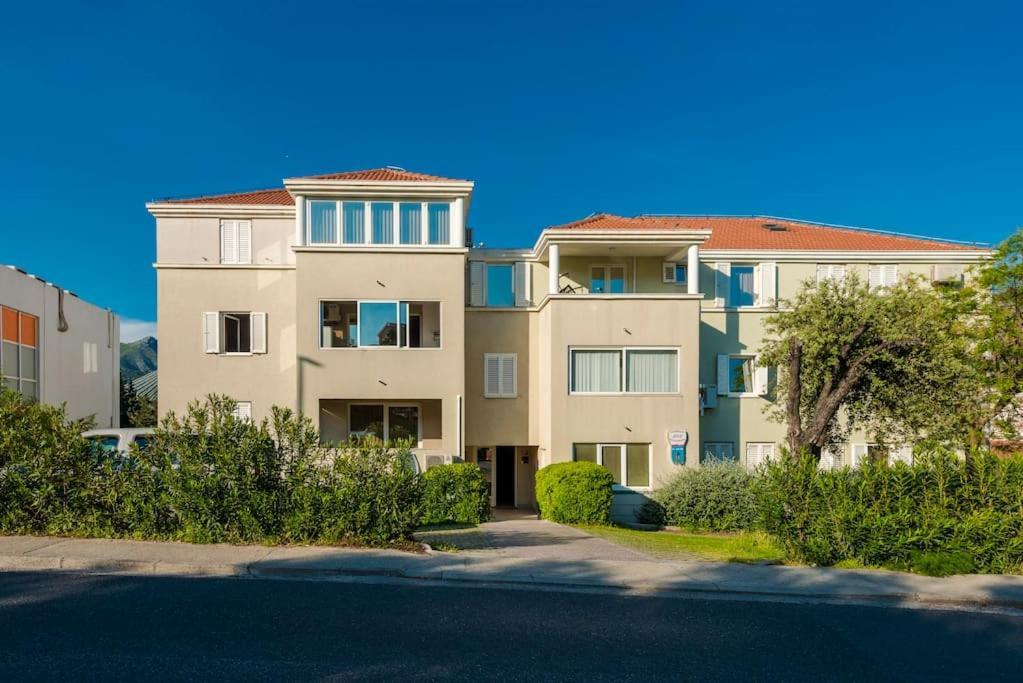 Apartment Kate With Free Parking Dubrovnik Eksteriør billede