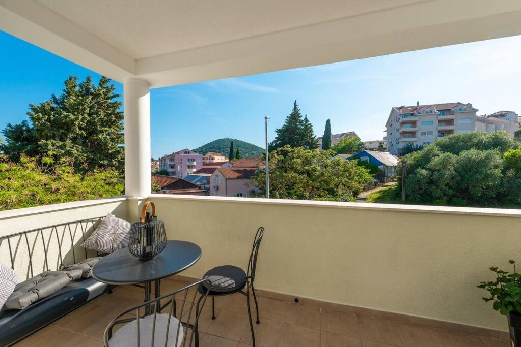 Apartment Kate With Free Parking Dubrovnik Eksteriør billede