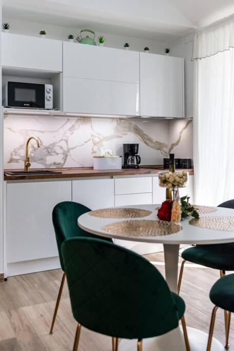 Apartment Kate With Free Parking Dubrovnik Eksteriør billede