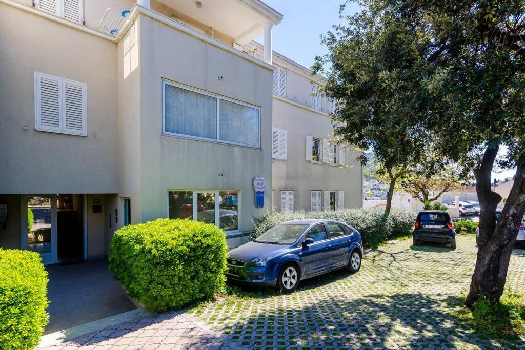 Apartment Kate With Free Parking Dubrovnik Eksteriør billede